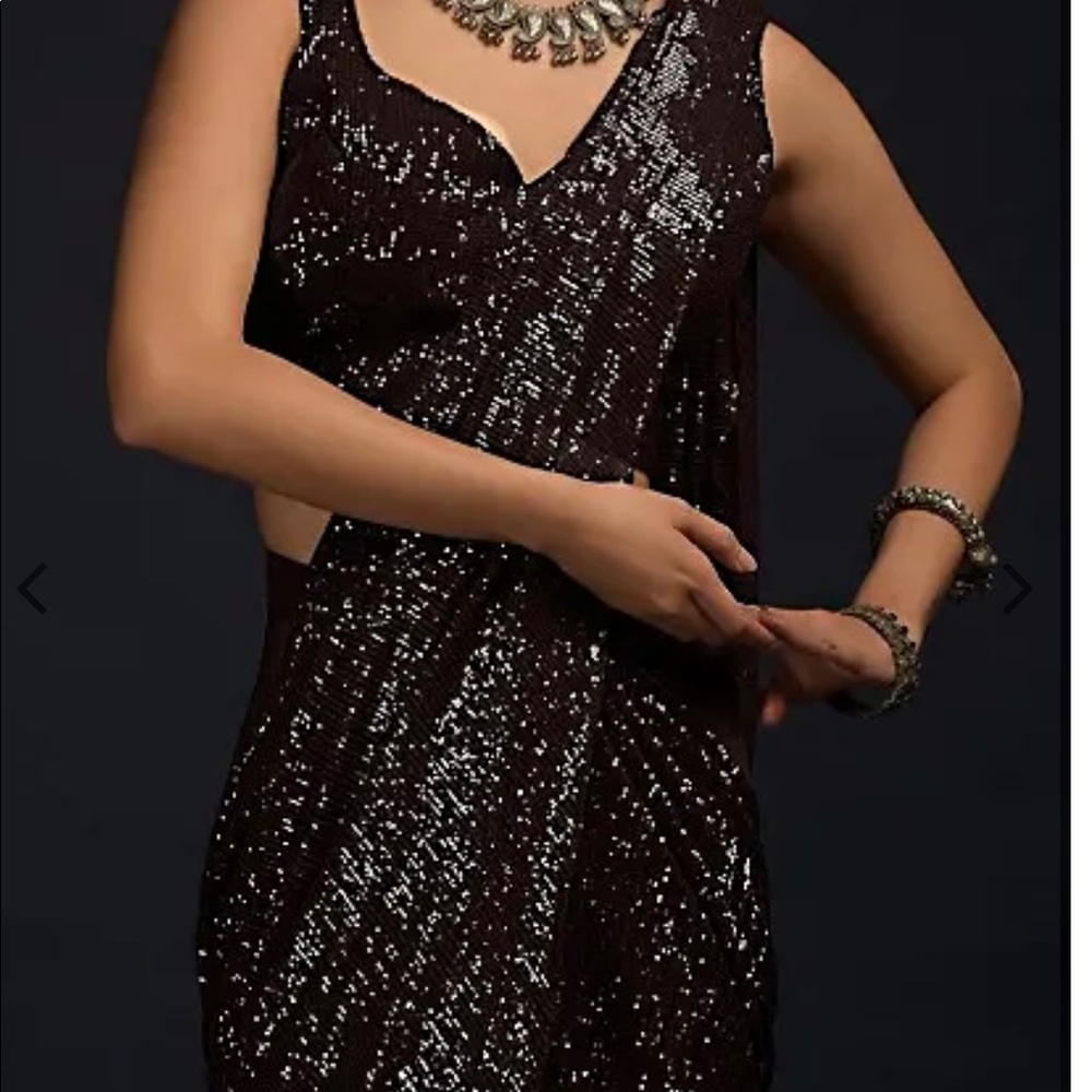 Ready pleated saree with blouse